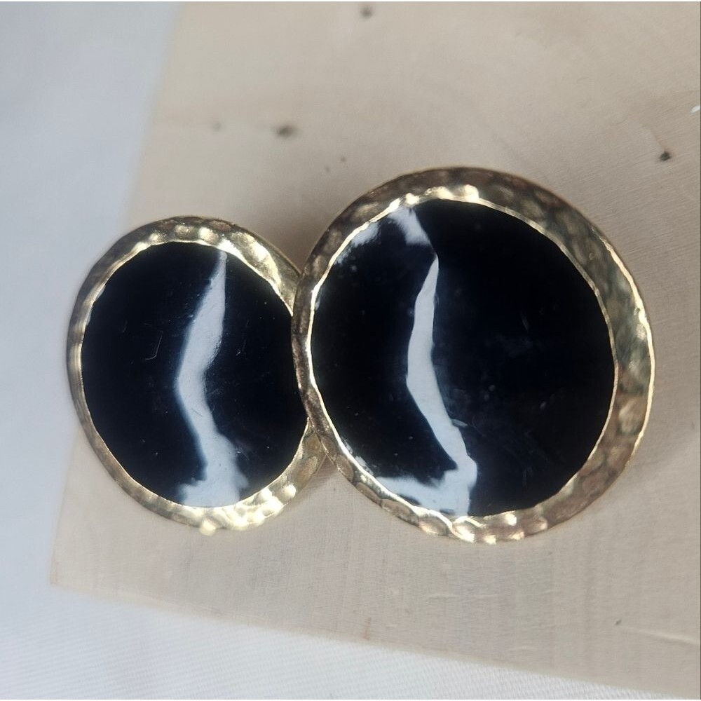 Retro 80s Chic Black & Gold Textured Round Statement Studs - EUC